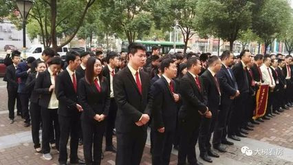 房產中介亂象 九成無證上崗，購房者需擦亮眼睛